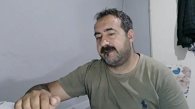 -dark-look- Show Webcam