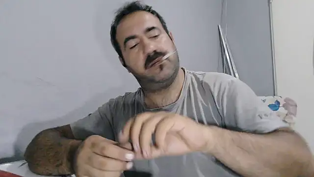 -Hunter_Blaze- Show in webcam