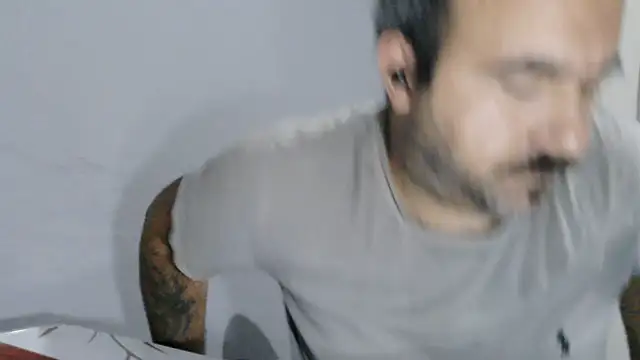 -Hunter_Blaze- Chat XXX in diretta