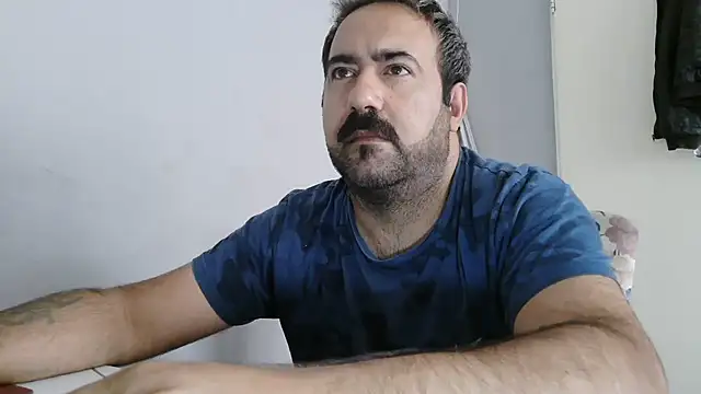 Živý XXX chat -Hunter_Blaze-