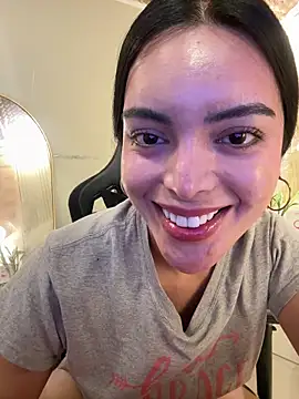 TS-SimplyTheBest's Webcam Show