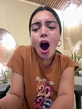 TS-SimplyTheBest Pertunjukan Webcam