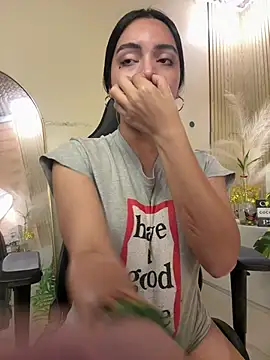 TS-SimplyTheBest's Webcam Show