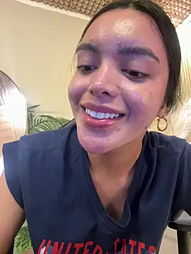 TS-SimplyTheBest webcam show