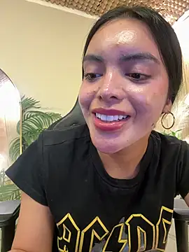 TS-SimplyTheBest webcam show