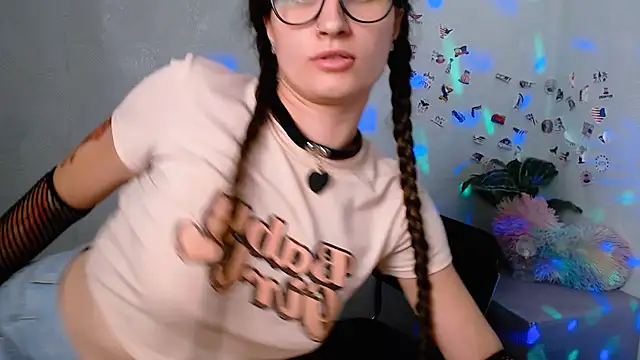 MaryEm976's Live XXX Chat