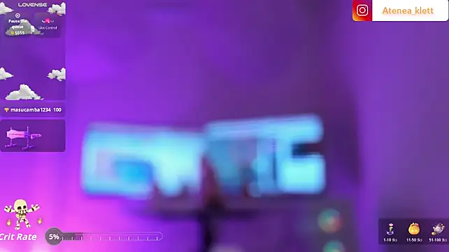 Atenea_Klett_ Webcam-Show