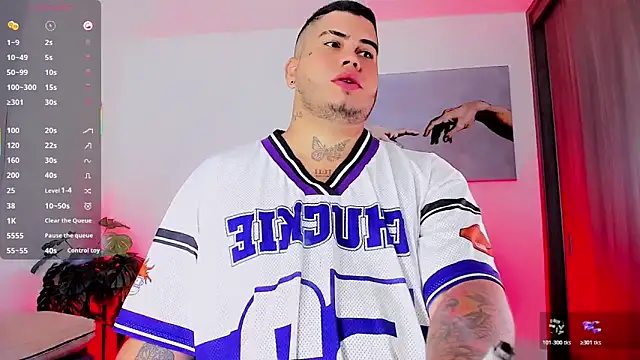 Thomas_chubbyxhot 网络视讯表演