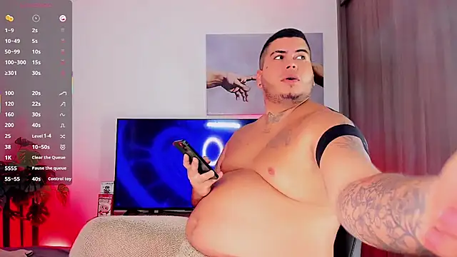 הופעת וובקאם של Thomas_chubbyxhot