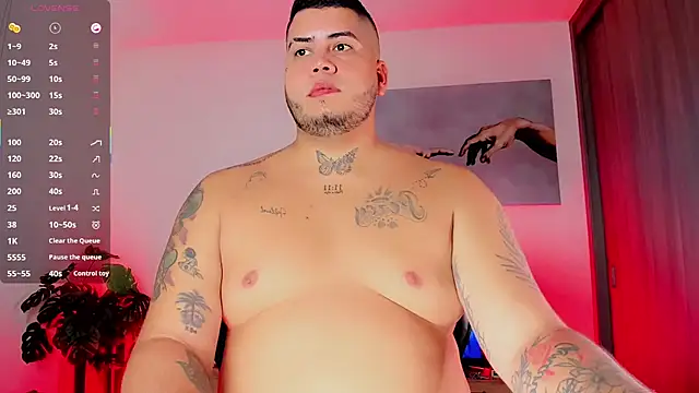 Thomas_chubbyxhotのウェブカメラショー