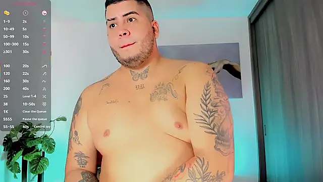 הופעת וובקאם של Thomas_chubbyxhot