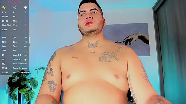 הופעת וובקאם של Thomas_chubbyxhot