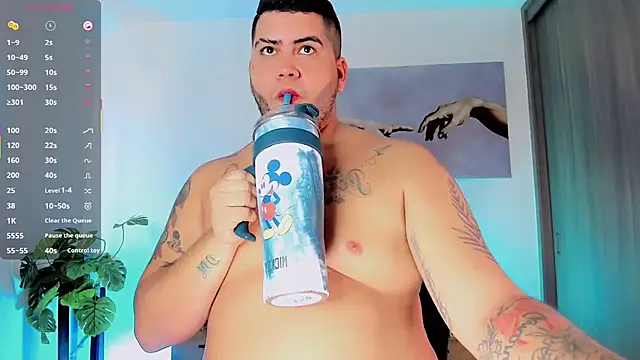 Thomas_chubbyxhot: διαδικτυακό σόου στην κάμερα