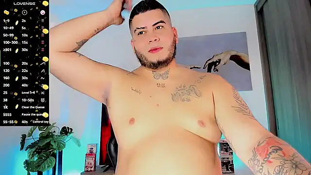 Thomas_chubbyxhot webkamerás műsora