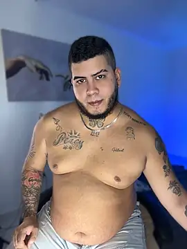 Thomas_chubbyxhot Adlı Modelin Web Kamerası Şovu