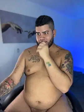 Thomas_chubbyxhotn Webbikameraesitys