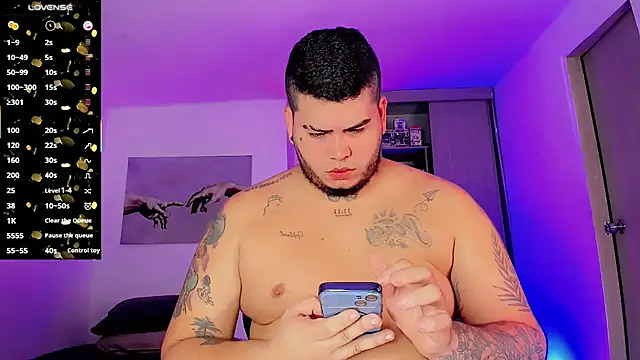 Thomas_chubbyxhot's Webcam Show