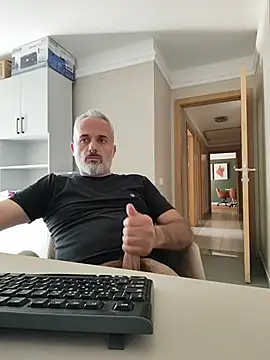 pussylove39 Adlı Modelin Web Kamerası Şovu