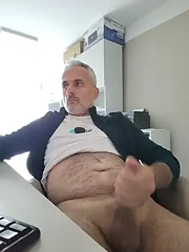 הופעת וובקאם של pussylove39