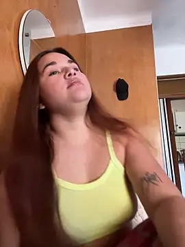 Petti_215's Webcam Show