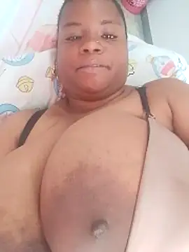 bigtitssxx Live XXX-chat