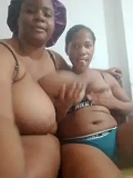Show Webcam de bigtitssxx
