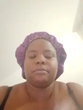 bigtitssxx's Live XXX Chat