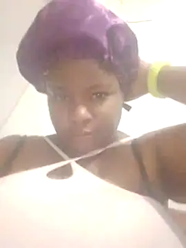 bigtitssxx Live XXX-Chat