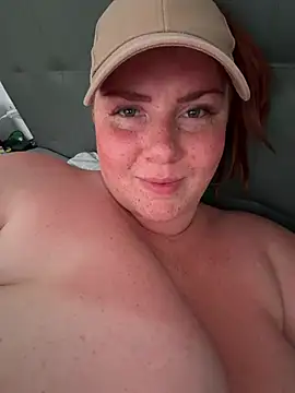 Show modela WELLCUM_FIRE na web-kameri
