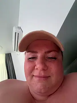 Show modela WELLCUM_FIRE na web-kameri