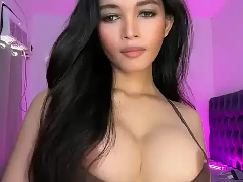 RealKelseyXO Show in webcam
