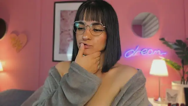 SoySaraa Chat XXX in diretta