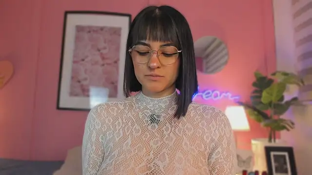 SoySaraa  – Naživo XXX chat