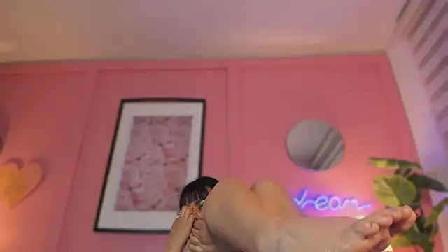 SoySaraa's Live XXX Chat