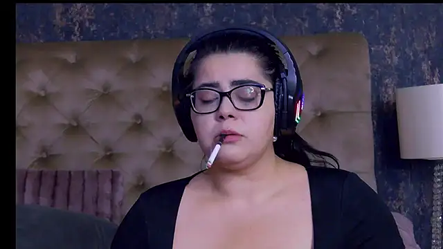 Chat XXX ao vivo de AriaRussell
