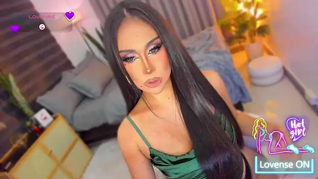 הופעת וובקאם של UrSluttyGoddess