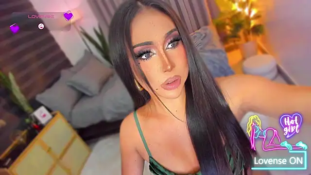UrSluttyGoddess – webcam-show