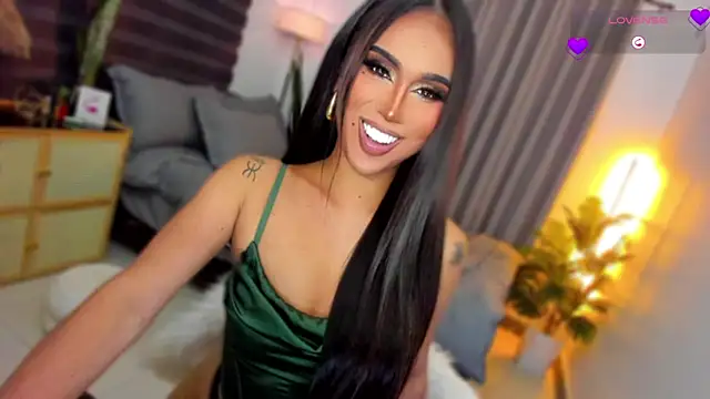 UrSluttyGoddess 在線直播表演