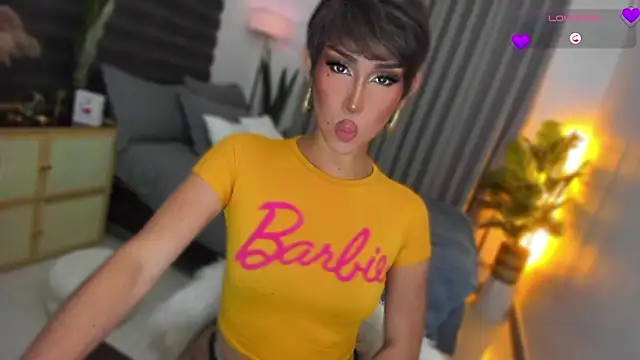 Webkamerová show UrSluttyGoddess