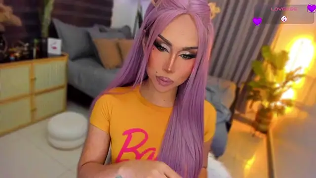UrSluttyGoddess 웹캠 쇼