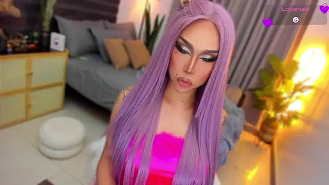 โชว์เว็บแคมของ UrSluttyGoddess