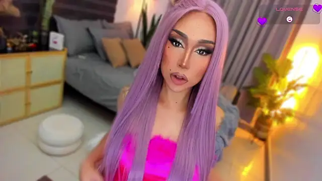 UrSluttyGoddess Webcam show