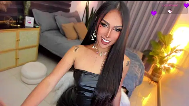 UrSluttyGoddess Pertunjukan Webcam