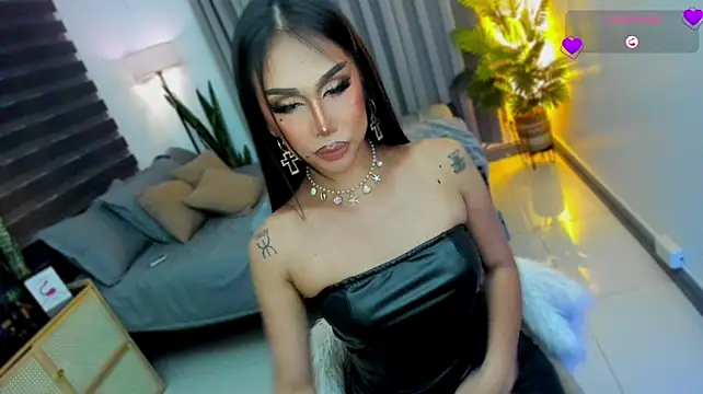 UrSluttyGoddessのウェブカメラショー