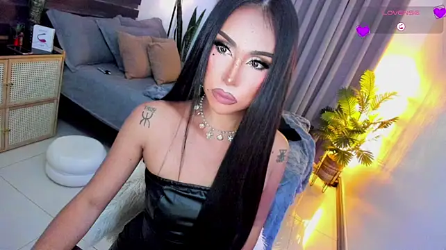 UrSluttyGoddessのウェブカメラショー