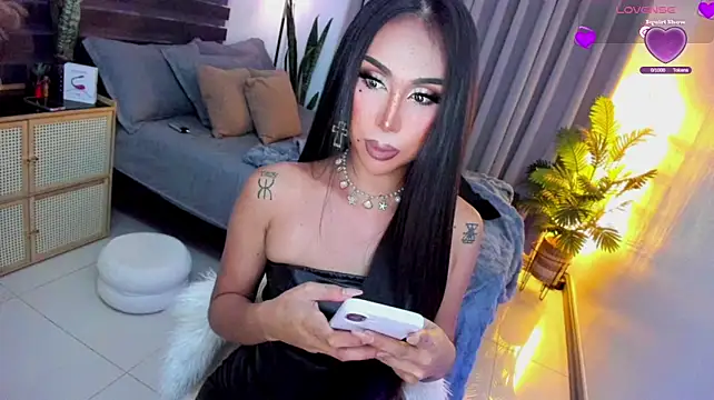 UrSluttyGoddessのウェブカメラショー