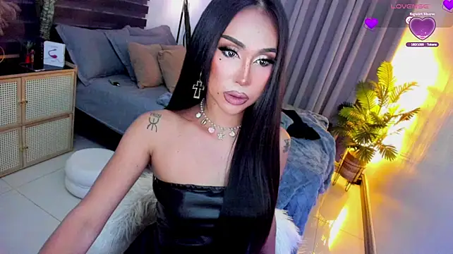 โชว์เว็บแคมของ UrSluttyGoddess