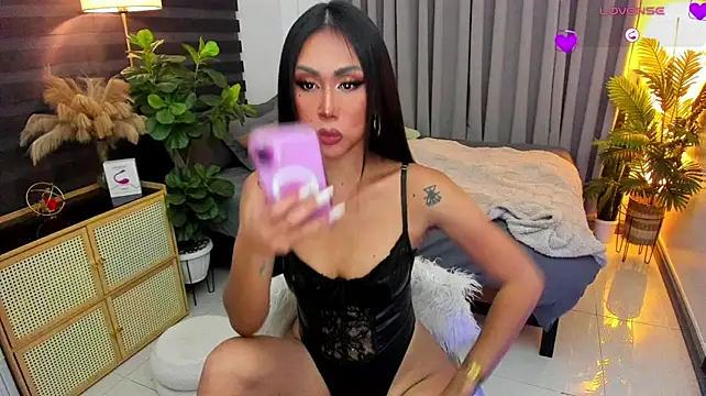 UrSluttyGoddess' Webcam Show