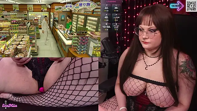 evamila: διαδικτυακό σόου στην κάμερα