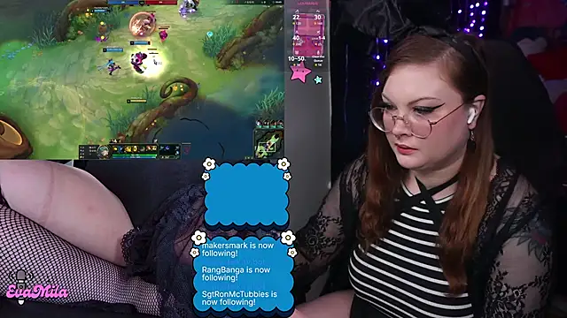 evamila Adlı Modelin Web Kamerası Şovu